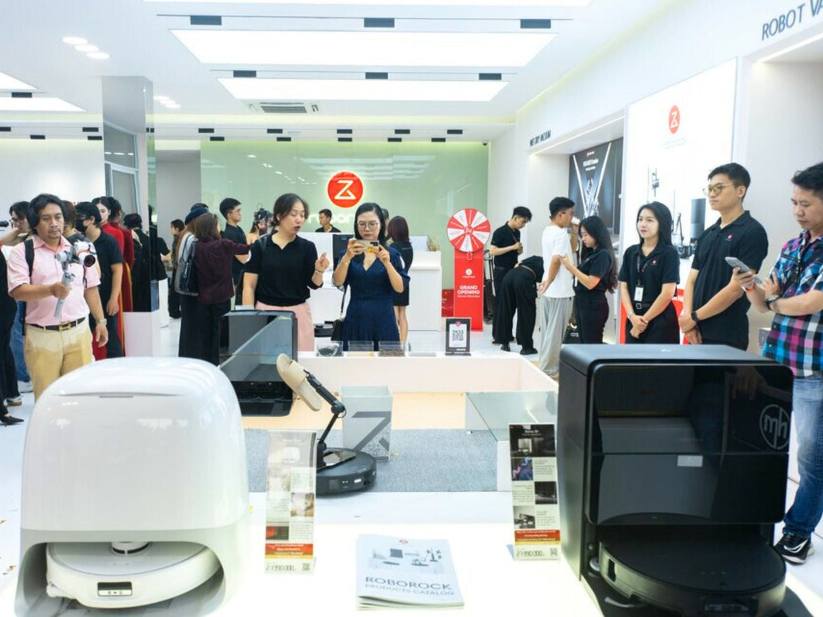 Roborock Flagship Store: Trạm công nghệ - Chạm tương lai
