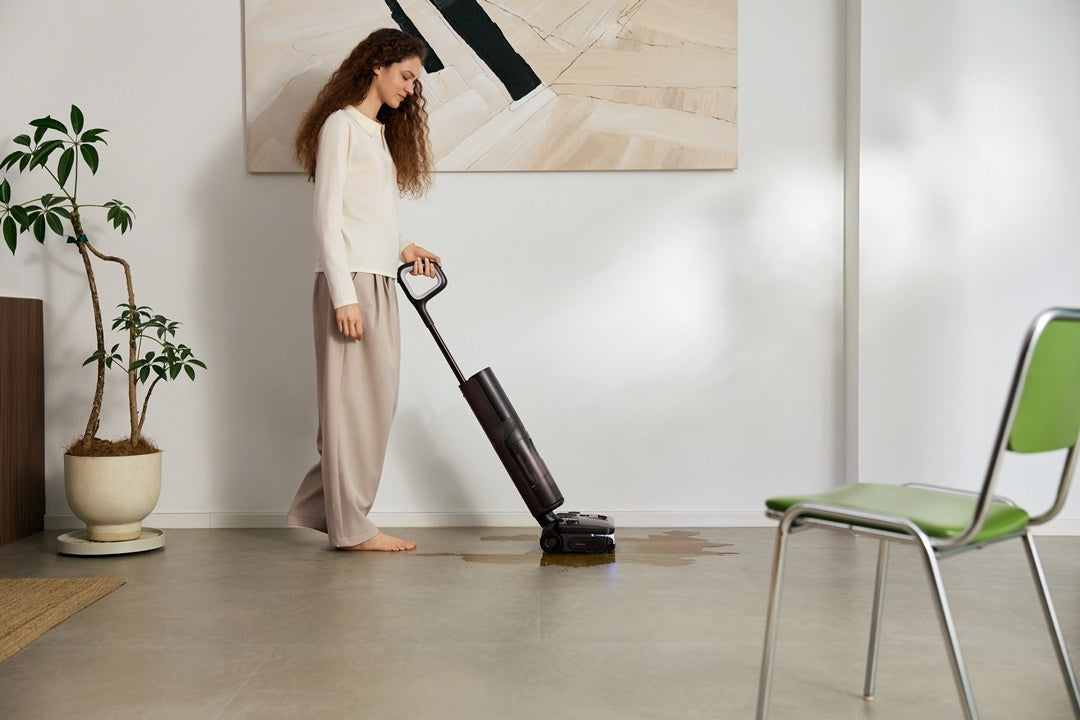 Sàn nhà có vết bẩn khô cứng đầu: Nên vệ sinh thế nào, khi nào cần dùng hơi nước?